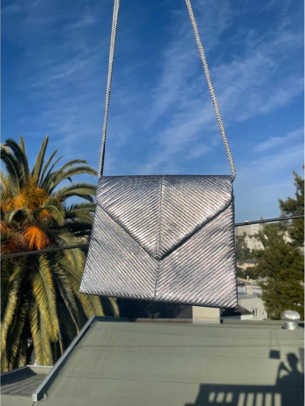 Vintage I. Magnin Silver Metallic Envelope Clutch Crossbody Bag Chain Strap Even